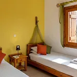Asteria Not Overlooked, 3 Min Drive To *