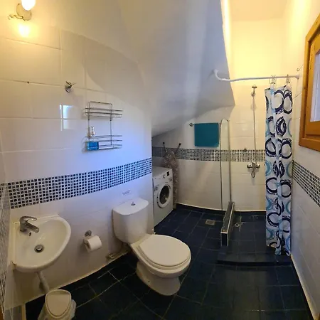 Asteria Not Overlooked, 3 Min Drive To 别墅 干尼亞