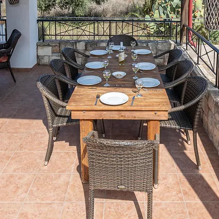 Asteria Not Overlooked, 3 Min Drive To וילה *
