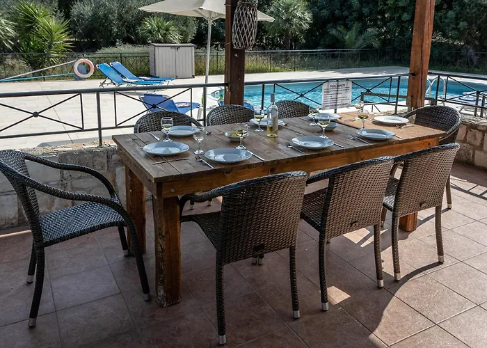 Asteria Not Overlooked, 3 Min Drive To La Canea