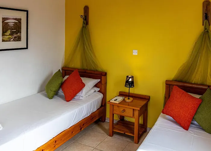 Asteria Not Overlooked, 3 Min Drive To Villa