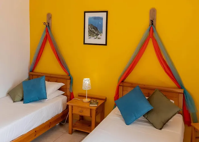 Asteria Not Overlooked, 3 Min Drive To Villa La Canea