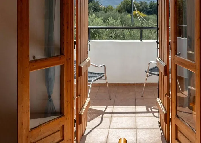 Asteria Not Overlooked, 3 Min Drive To * La Canea